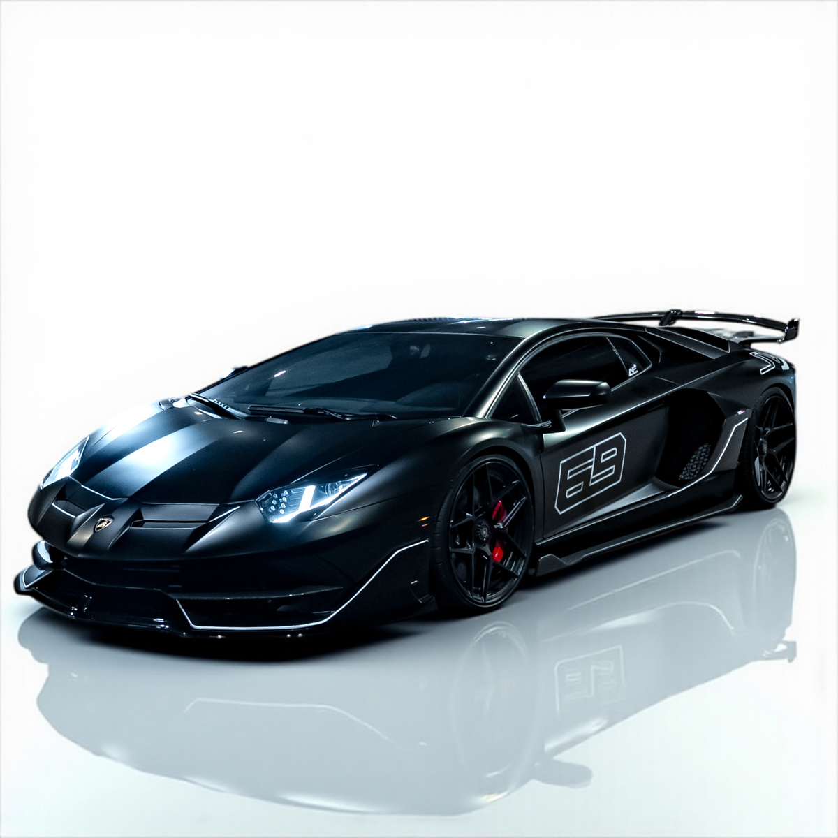 Lamborghini Aventador SVJ