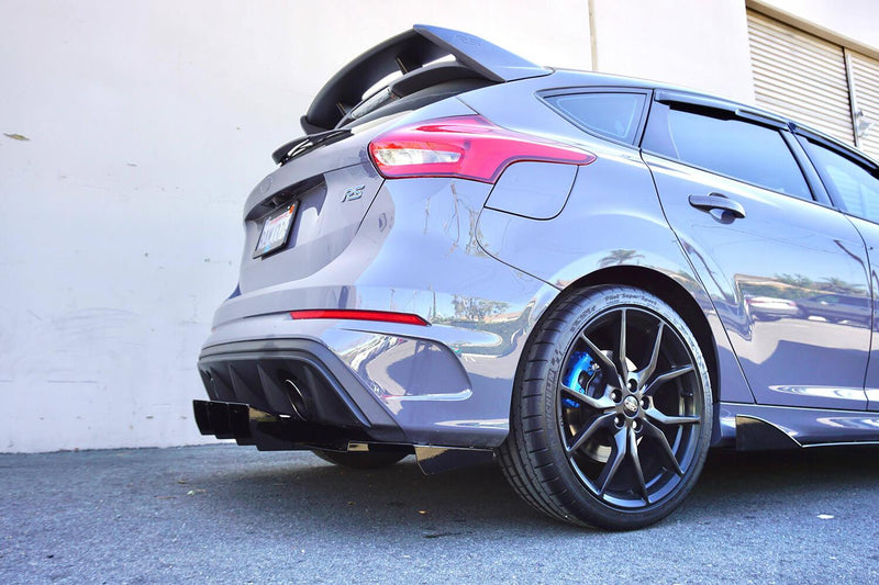 2016-2018 Ford Focus RS Side Skirt Extensions V2