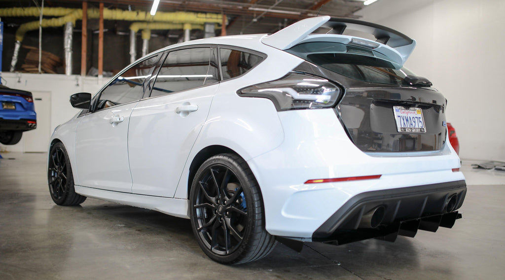 2016-2018 Ford Focus Rs Rear Diffuser V1 - AeroflowDynamics