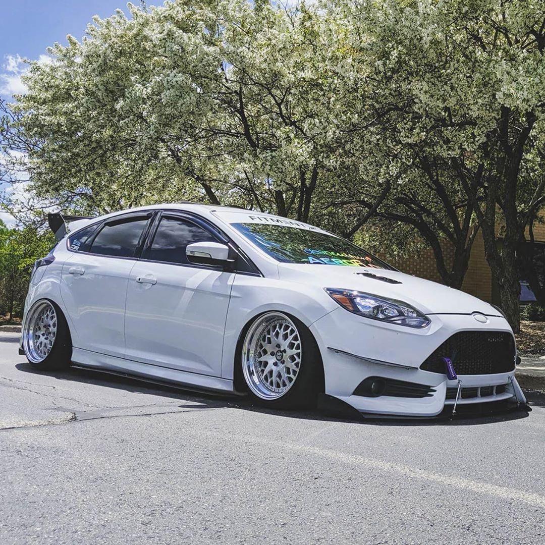 2011-2017 Ford Focus St Splitter V2 - Aeroflowdynamics
